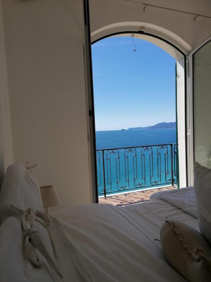 Villa Ischia Attico Sul Mare A Verezzi Borgio Verezzi Exterior foto
